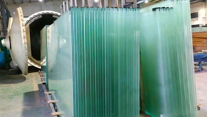 PVB laminated glass